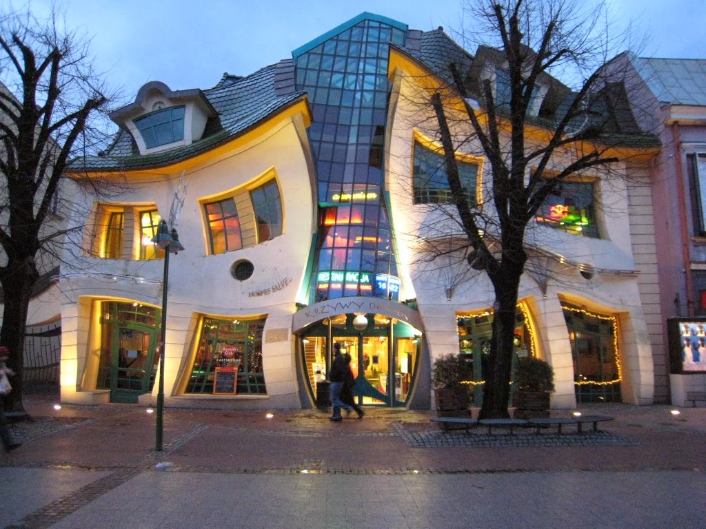 La casa torcida — Steemit